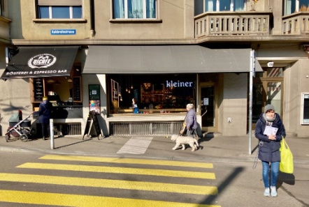 Die Bäckerei-Konditorei Kleiner am Goldbrunnenplatz, früher Stadelmann