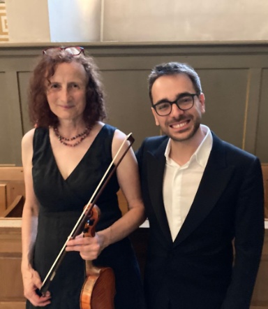 Anna Prieur, Violinistin und «Mastermind», und Dirigent Francesco Cagnasso