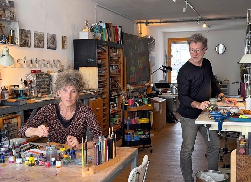 Kreativpaar Corinne Schroff und Raphael Volery in ihrem Atelier